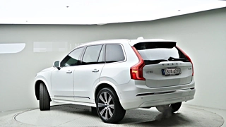 VOLVO XC90 2023