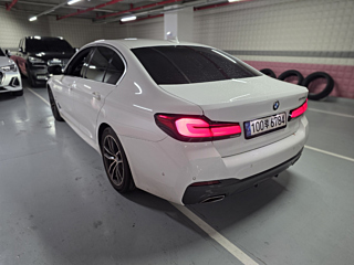 BMW 5-SERIES G30 2021