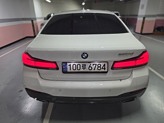 BMW 5-SERIES G30 2021