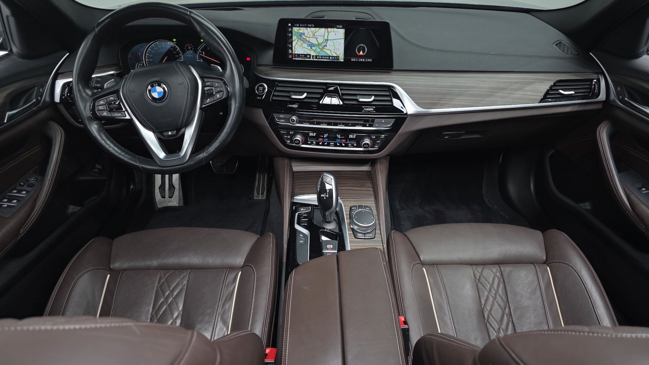 BMW 5-SERIES G30 2017