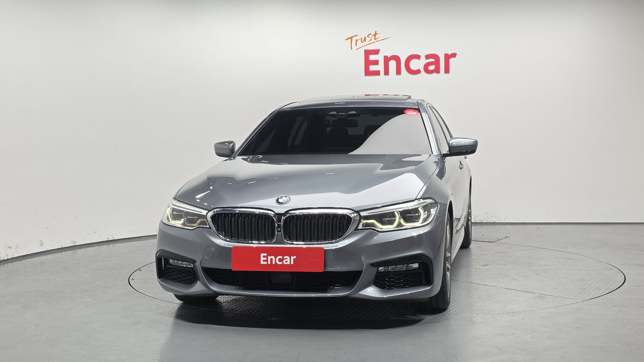 BMW 5-SERIES G30 2017