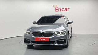 BMW 5-SERIES G30 2017