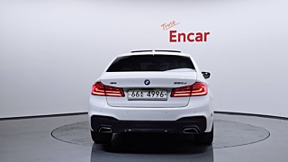 BMW 5-SERIES G30 2017