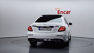 MERCEDES BENZ E-CLASS W213 2020