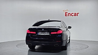 BMW 5-SERIES G30 2023