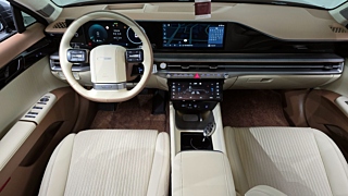 HYUNDAI GRANDEUR GN7 2023