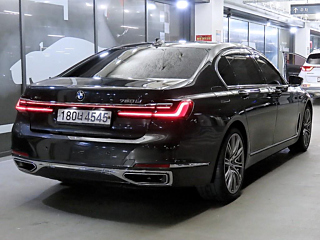 BMW 7-SERIES G11 2019