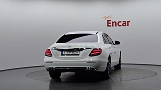 MERCEDES BENZ E-CLASS W213 2019