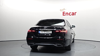 MERCEDES BENZ E-CLASS W213 2023