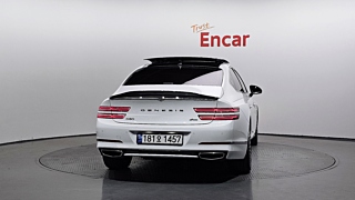 GENESIS G80 RG3 2022