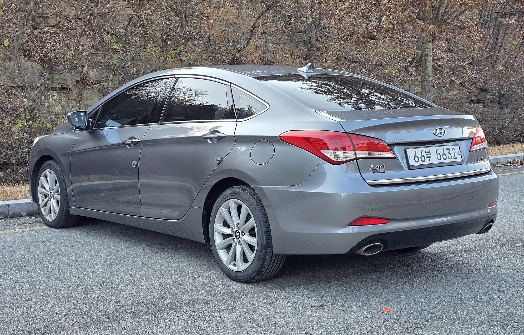 HYUNDAI I40 SALOON 2012