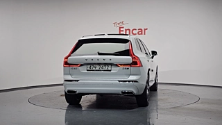 VOLVO XC60 2018