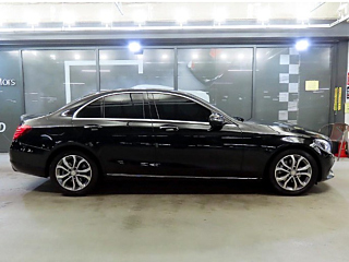 MERCEDES BENZ C-CLASS W205 2016