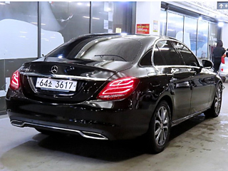 MERCEDES BENZ C-CLASS W205 2016
