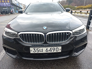 BMW 5-SERIES G30 2017