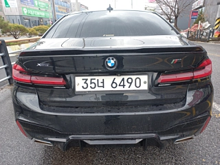 BMW 5-SERIES G30 2017