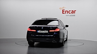 BMW 5-SERIES G30 2021