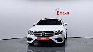 MERCEDES BENZ E-CLASS W213 2017