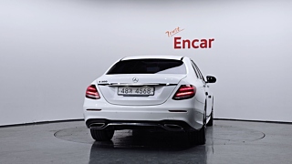 MERCEDES BENZ E-CLASS W213 2017