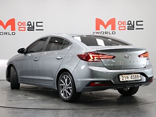 HYUNDAI AVANTE AD 2018