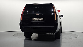 CADILLAC ESCALADE 2017