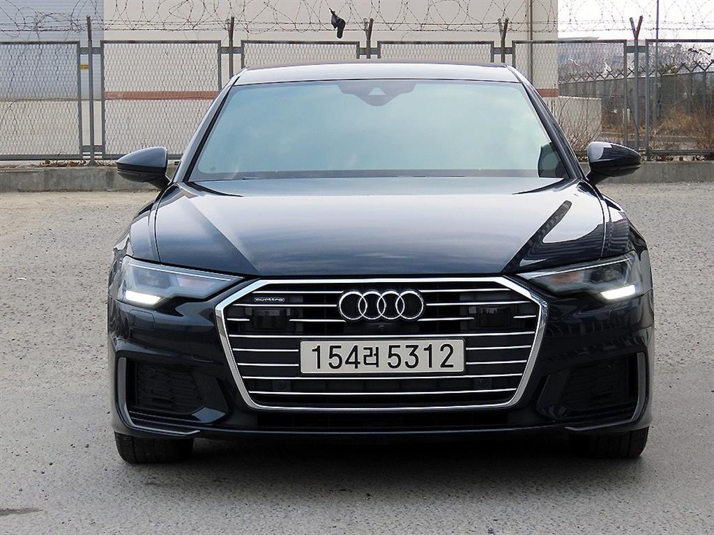 AUDI A6 C8 2022