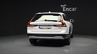 VOLVO V90 CROSS COUNTRY 2021