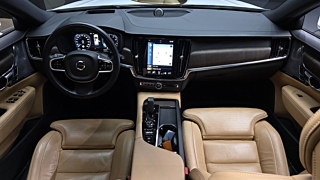 VOLVO V90 CROSS COUNTRY 2021