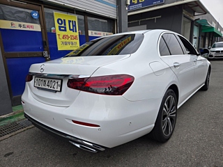 MERCEDES BENZ E-CLASS W213 2020
