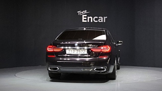BMW 7-SERIES G11 2018