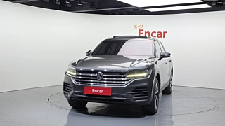 VOLKSWAGEN TOUAREG 2020