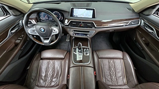 BMW 7-SERIES G11 2016