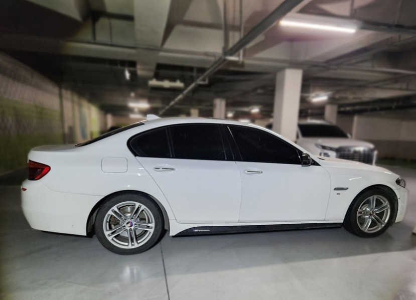 BMW 5-SERIES F10 2016