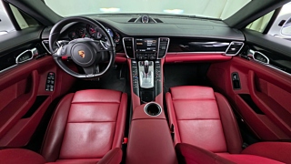 PORSCHE PANAMERA 2016