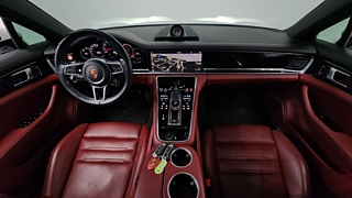 PORSCHE PANAMERA 971 2018