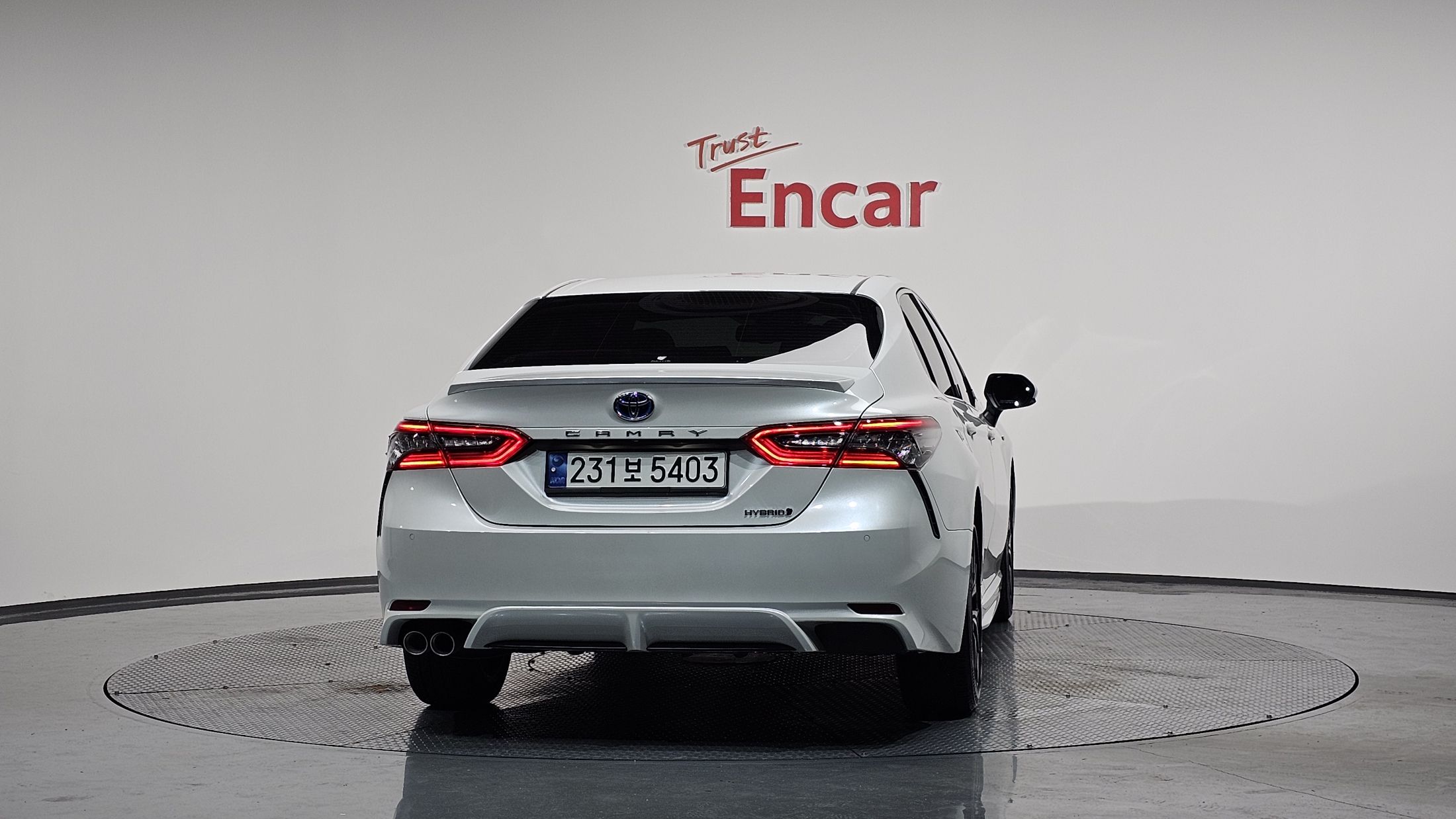 TOYOTA CAMRY XV70 2023