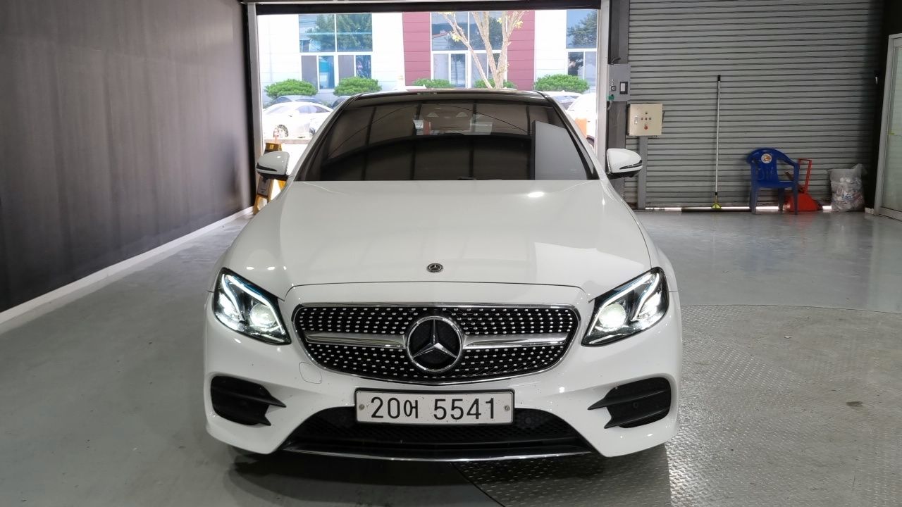 MERCEDES BENZ E-CLASS W213 2017