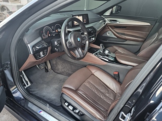 BMW 5-SERIES G30 2019