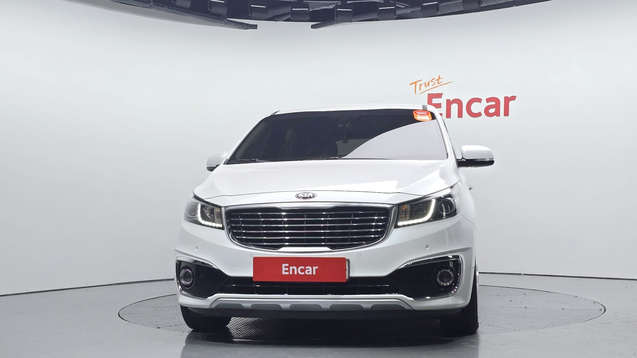 KIA CARNIVAL 2017