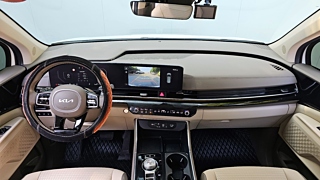 KIA CARNIVAL 2023