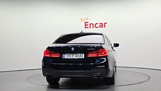 BMW 5-SERIES G30 2020