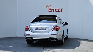 MERCEDES BENZ E-CLASS W213 2020