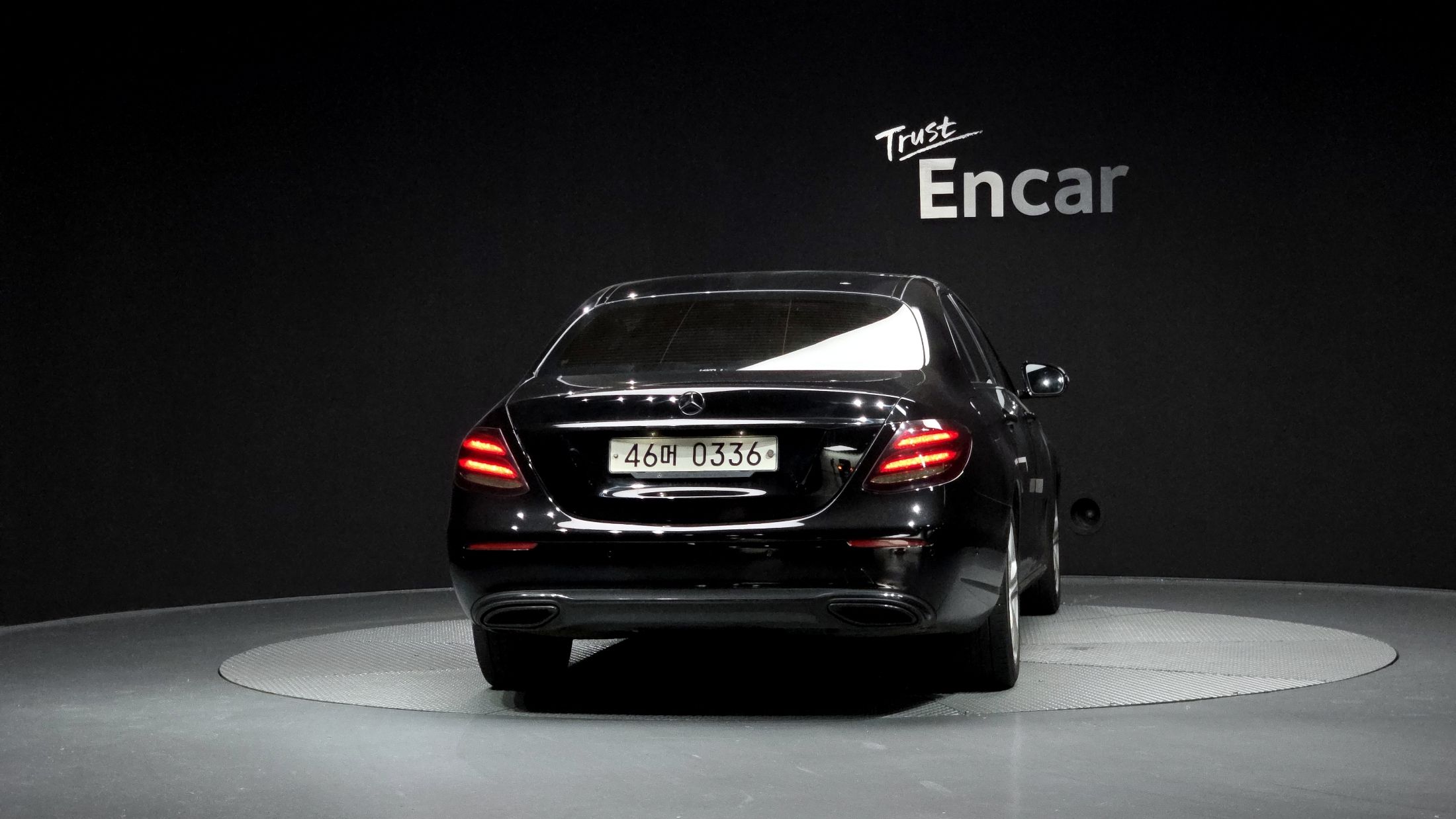 MERCEDES BENZ E-CLASS W213 2016