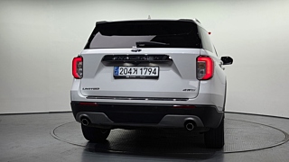 FORD EXPLORER 2021