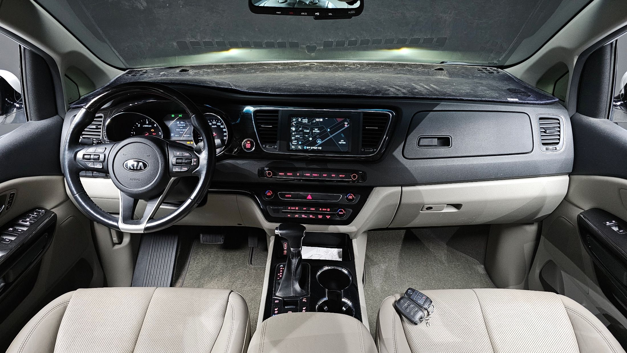 KIA CARNIVAL 2018