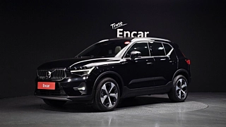 VOLVO XC40  B4  &#51 2023