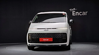 HYUNDAI STARIA 2024