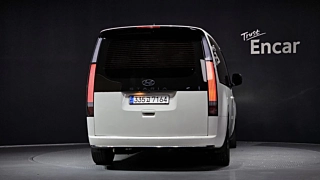 HYUNDAI STARIA 2024