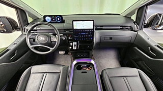 HYUNDAI STARIA 2024