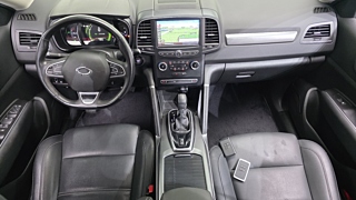 SAMSUNG QM6 2021
